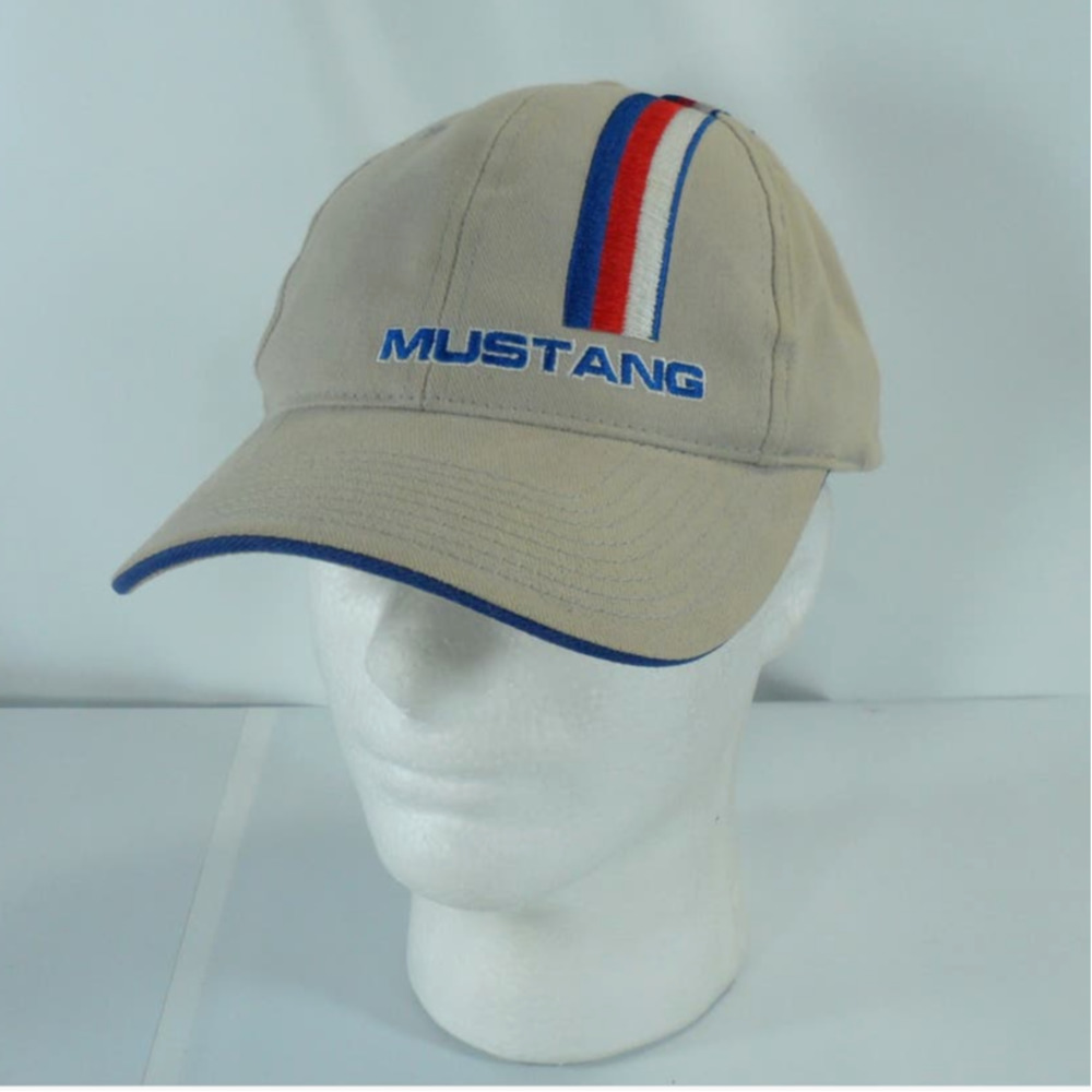 Vintage Ford Mustang Checkered Flag Stiped Strapback Cap Hat Beige Stripes